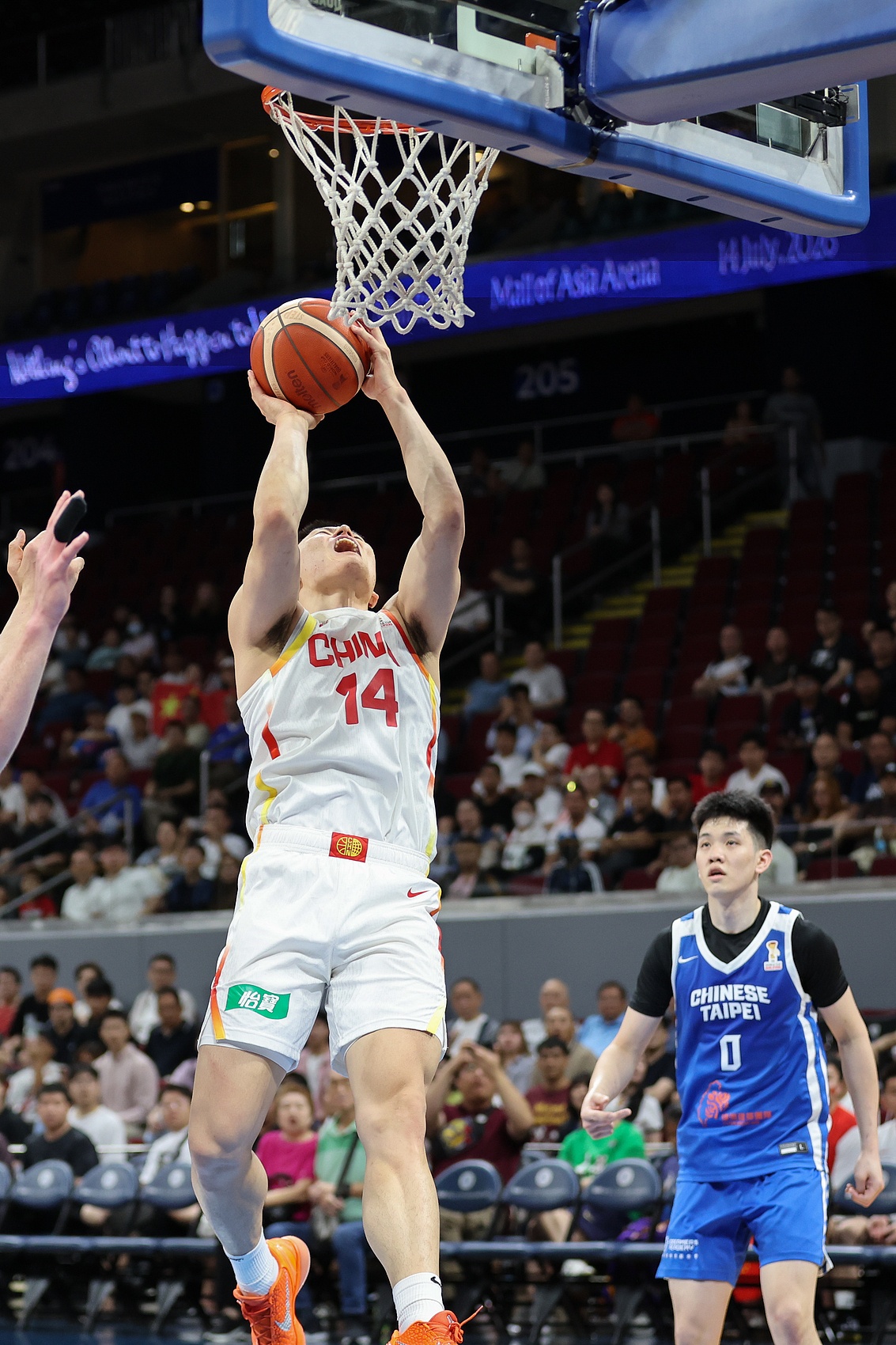 KAIYUN SPORTS-7人轮换VS12人轮换！中国男篮连续两场逆转 我们正在拥抱硬汉篮球