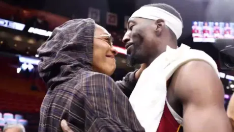 电竞真人-里奇-保罗：如果有人贬低阿德巴约的表现，那么他们有问题